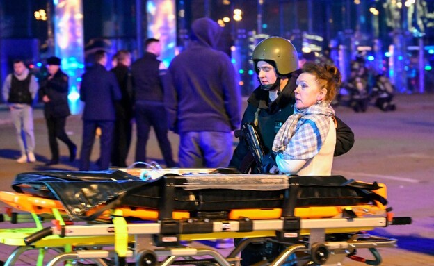 עשרות בני אדם נפגעו מפיגוע באולם קונצרטים במוסקווה (צילום: אינטרפקס)